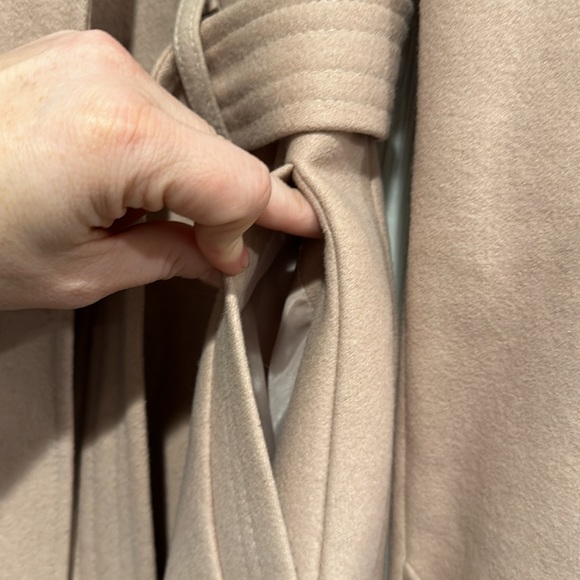 Victoria Secret Peacoat Cream - Picture 2 of 12